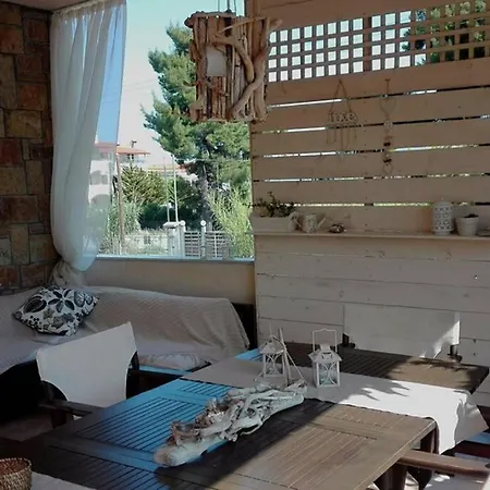 Holiday home Themidas House *